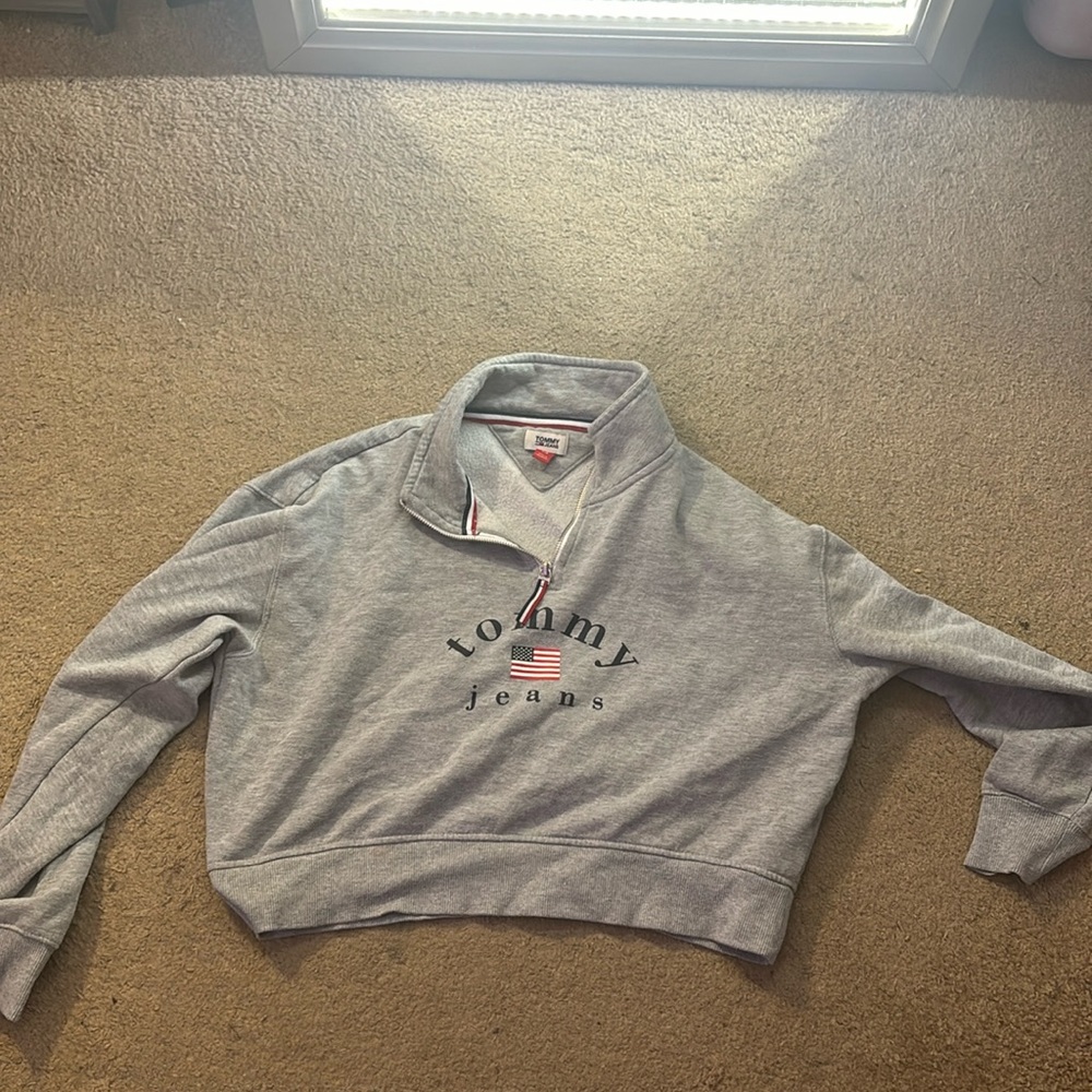 Tommy Jeans grey sweater